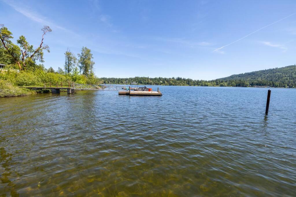 Kelly'S Sunset Lake Retreat 샤니건 레이크 외부 사진