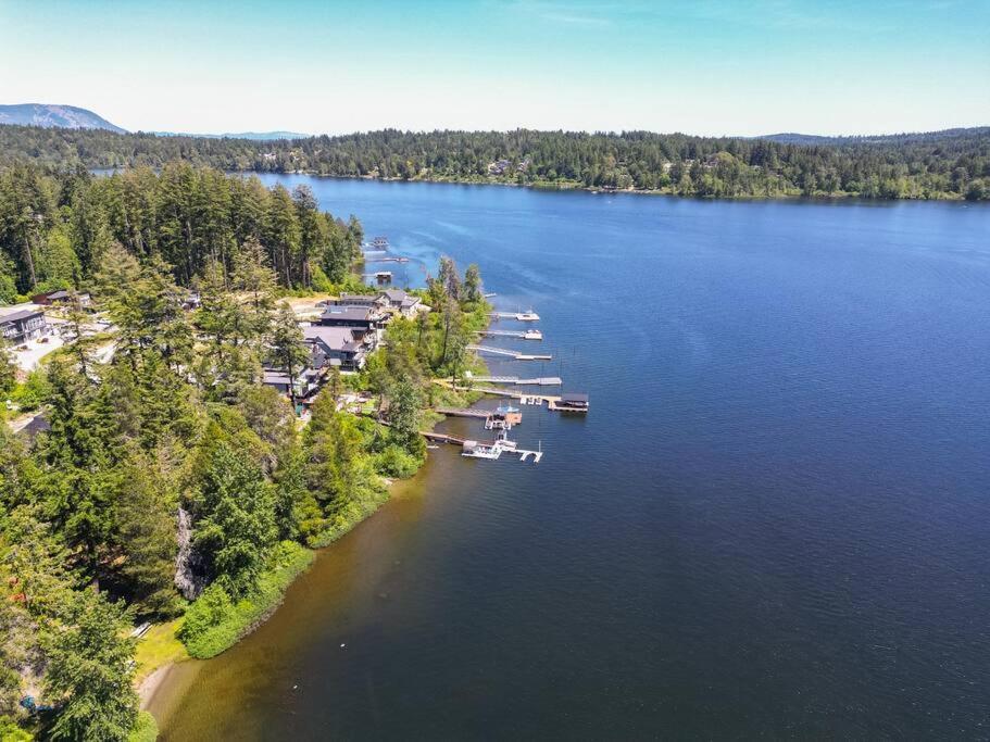 Kelly'S Sunset Lake Retreat 샤니건 레이크 외부 사진