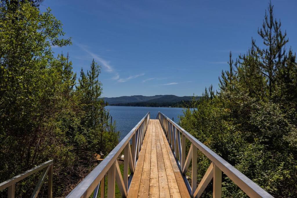 Kelly'S Sunset Lake Retreat 샤니건 레이크 외부 사진